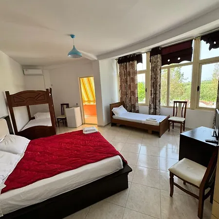 Hotel Unico *